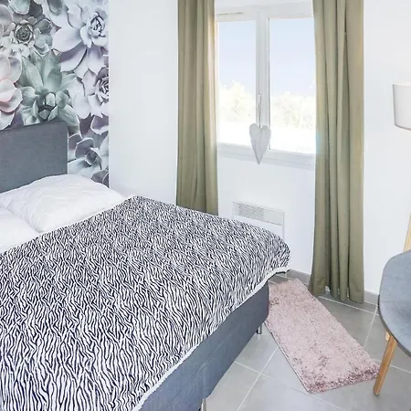 Lovely In With Kitchen Casa de Férias *